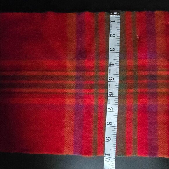 Aran Sweater Market Ireland Lambswool Red Pink Plaid Scarf Long JHC1903 - Picture 12 of 12